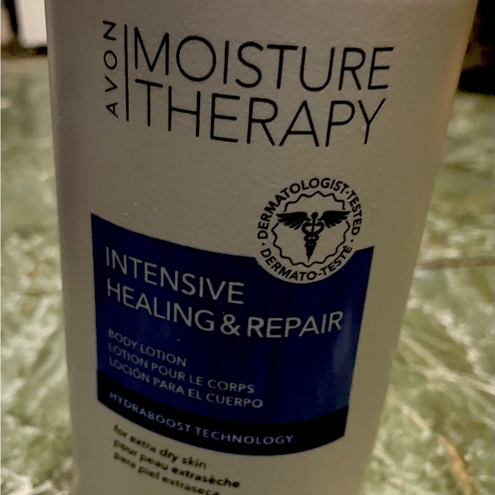 Avon moisture therapy lotion